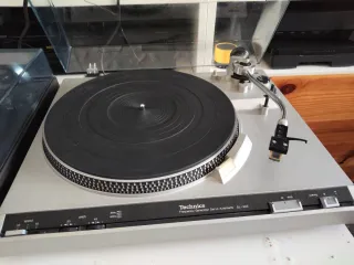 Tocadiscos Technics SL-220 Plata