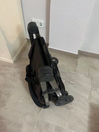 Silla de paseo negra