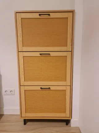 Zapatero nuevo madera