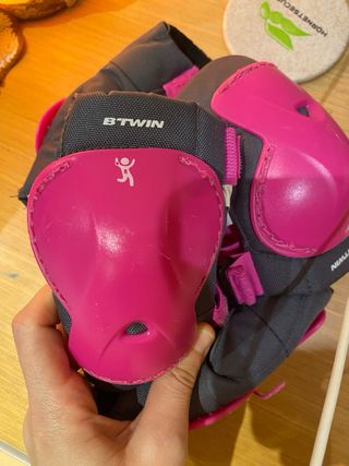 Patines Oxelo Niña Talla 31 Blancos + protecciones