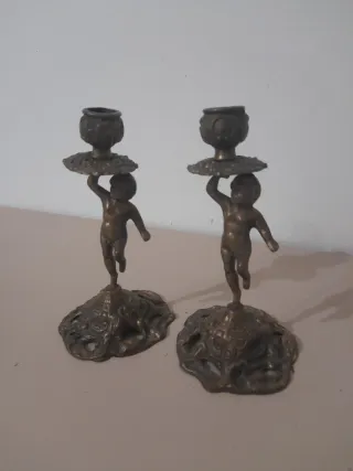 Coppia Portacandele Cherubini Bronzo