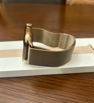 Correa Apple Milanese Loop Oro 44-46 mm