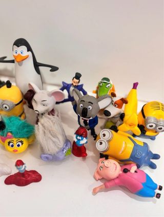 Lote Juguetes: Minions, Transformers, Pingüinos