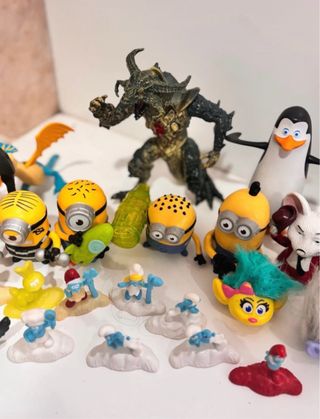 Lote Juguetes: Minions, Transformers, Pingüinos