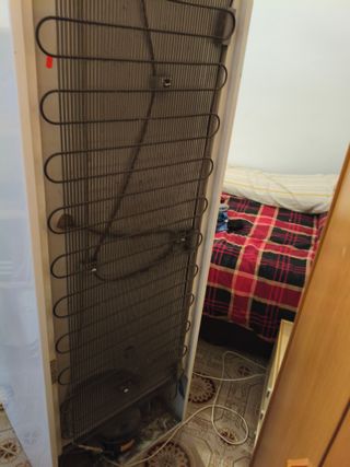 Congelador vertical blanco