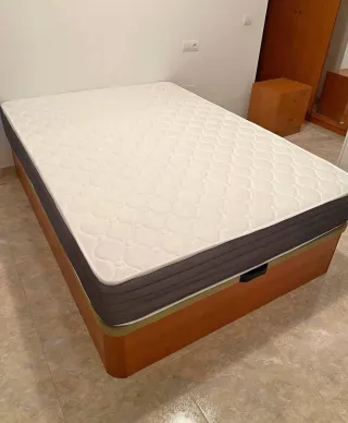 Canapés,colchónes,somieres,base,armarios,cabezales