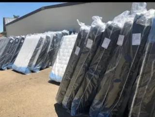 Canapés,colchónes,somieres,base,armarios,cabezales