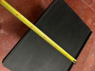 Mesa auxiliar con ruedas