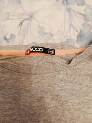 Camiseta Gris +8000 Talla M