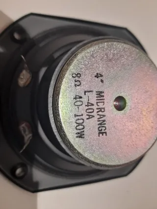 Altavoces Medios Vieta Negro y Beige