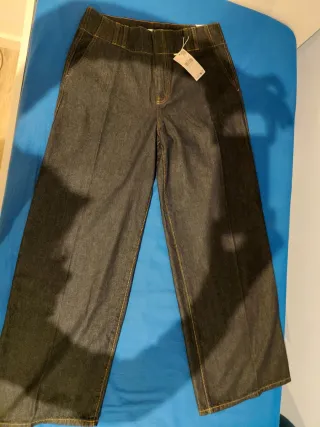 Pantalón vaquero ancho Mango Talla L sin estrenar