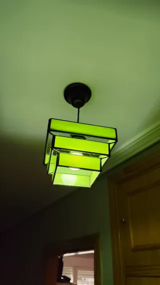 Lámpara de techo verde moderna