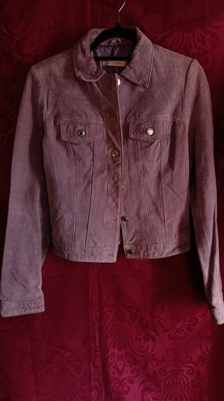 Chaqueta ante lila