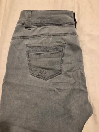 Vaqueros Wados Gris Elásticos Talla 44