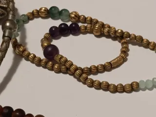 Conjunto 2 collares, 4 pulseras y broche