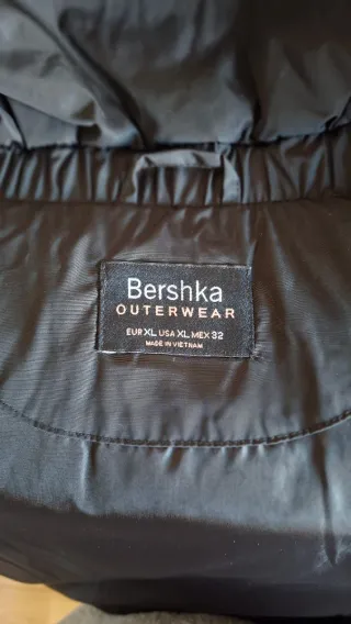 Abrigo negro acolchado de mujer talla XL