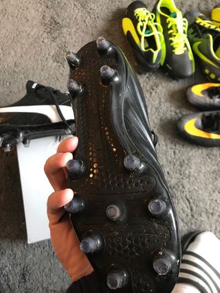 Botas de fútbol Puma King Negras