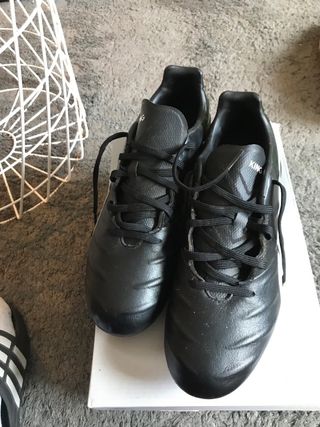 Botas de fútbol Puma King Negras