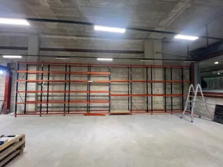 Especialista en montaje de estanterías metalux