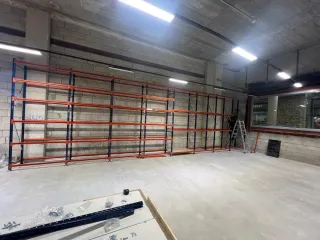 Especialista en montaje de estanterías metalux