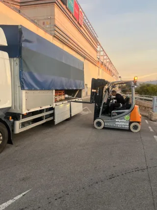 Especialista en montaje de estanterías metalux