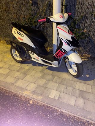 Yamaha Jog Scooter ITV2027!!