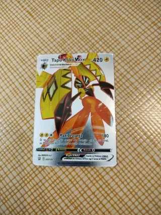 Carta Pokémon Tapu Koko VMAX 051/163