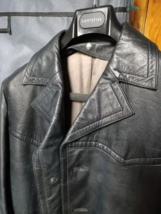 Chaqueta de cuero tres cuartos