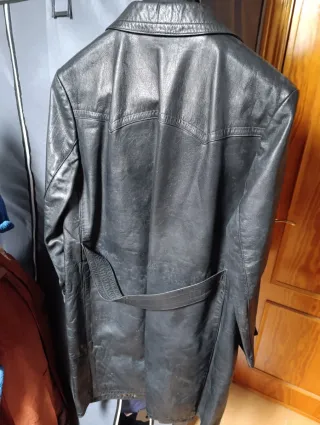 Chaqueta de cuero tres cuartos