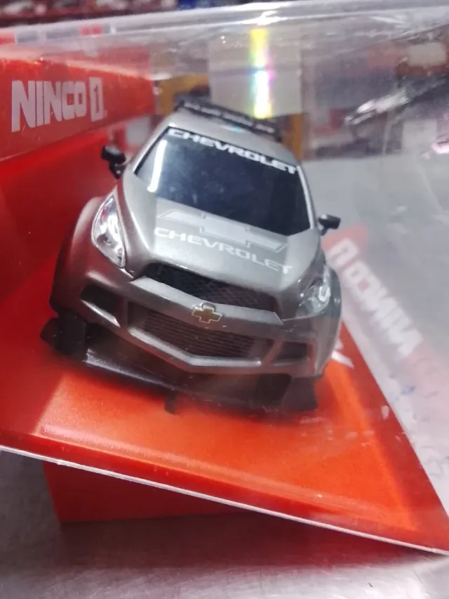 Coche Ninco Chevrolet WTCC Plata