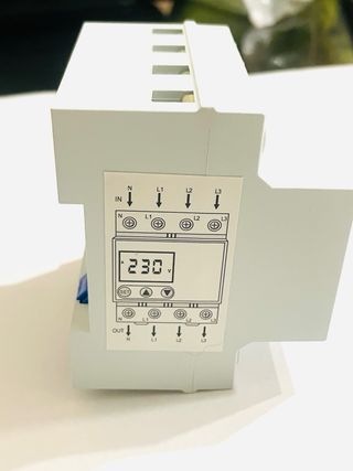 Protector Voltaje Trifásico Multifuncional