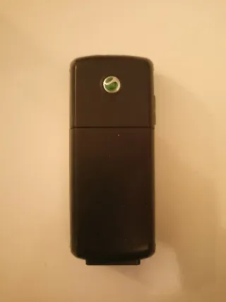 2 teléfonos vintage