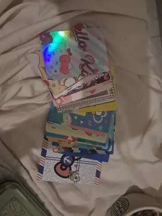 Pack 75 cartas Hello Kitty y amigos