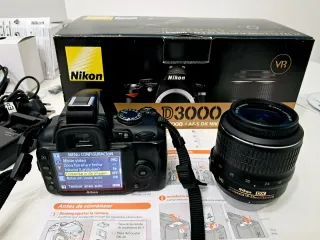 Cámara Nikon D3000 18-55 VR Kit