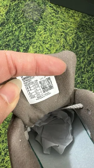 New Balance 9060 Beige/Gris