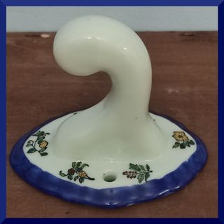 Percha cerámica vintage floral azul