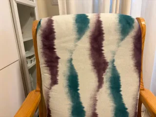 Butaca de madera y tela