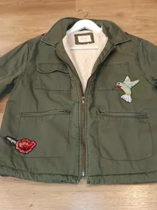 Chaqueta Zara bordada verde