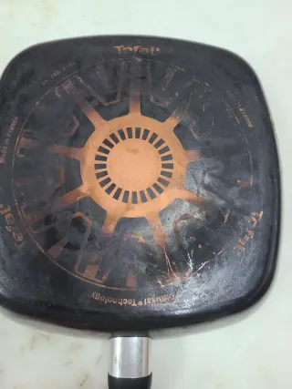 Sartén Parrilla Tefal Negra como nueva