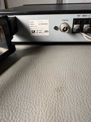 Sintonizador Luxman T-111L HIFI AM/FM Negro