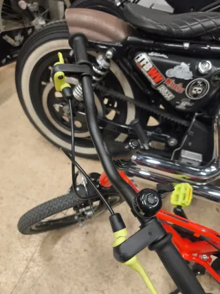 Bicicleta Infantil B TWIN Roja 16"