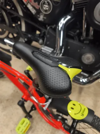 Bicicleta Infantil B TWIN Roja 16"