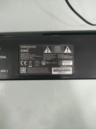 Barra de sonido Creative con subwoofer