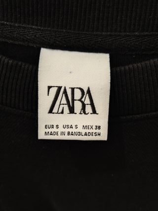 Sudadera Zara Negra
