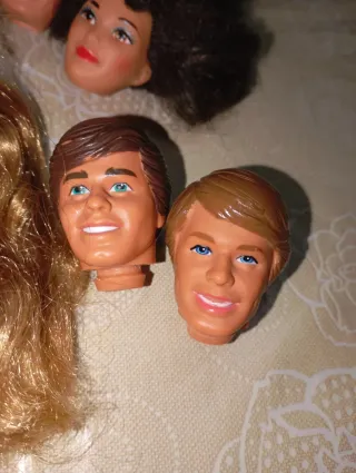 Lotto teste Barbie e Ken, famiglia cuore