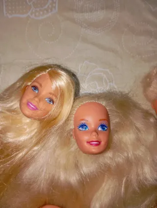 Lotto teste Barbie e Ken, famiglia cuore