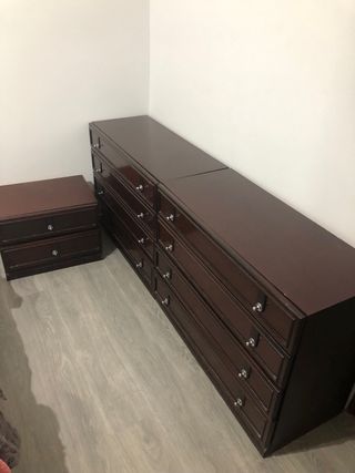 Cómodas y Mesitas de Noche Madera Oscura