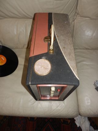 Tocadiscos Melodial.