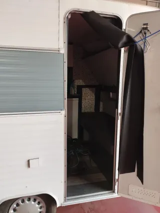 Caravana 650KG Reformada