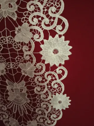 Centrotavola ovale bianco 77x38 cm